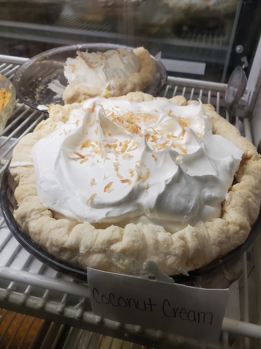 Paolucci Restaurant, Deli & Lounge-6