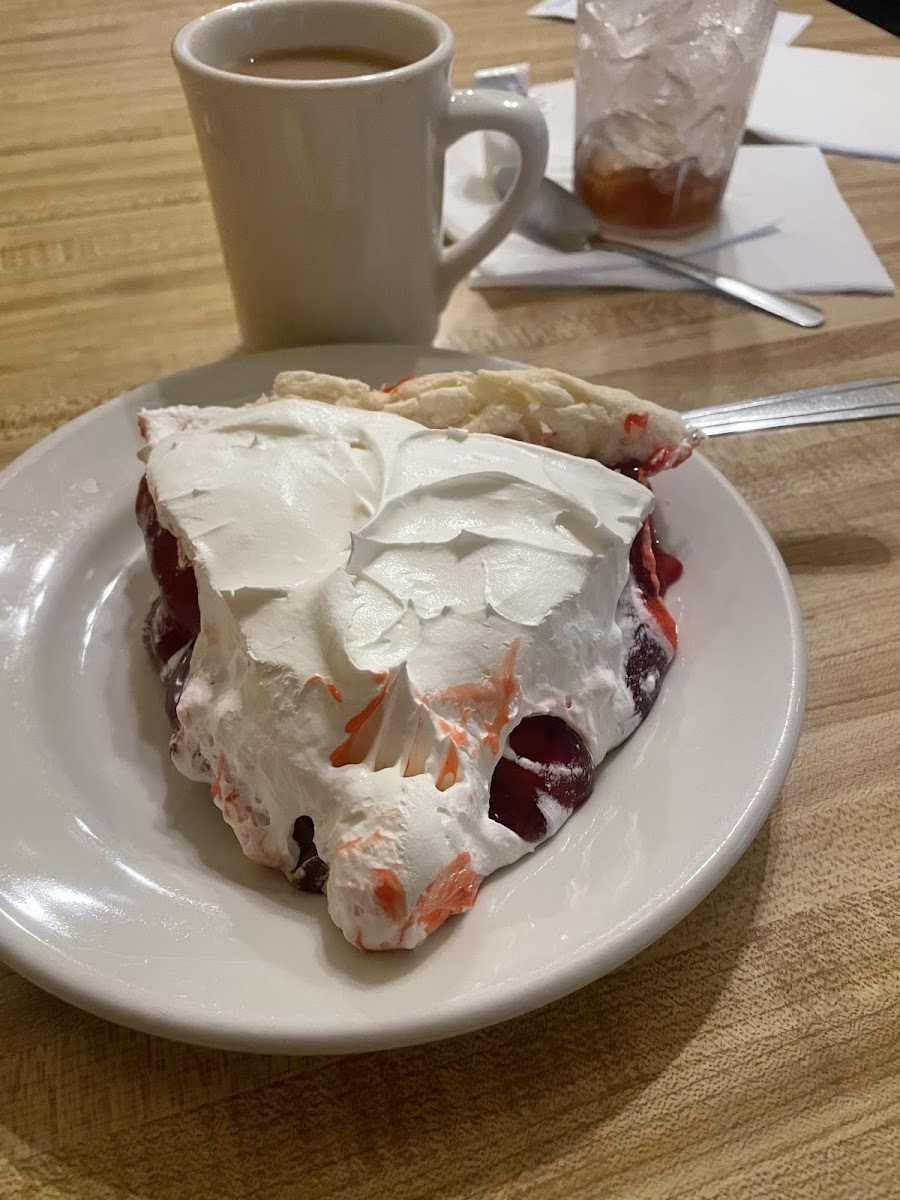 Paolucci Restaurant, Deli & Lounge-8